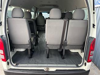 2012 Toyota HIACE - Thumbnail