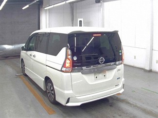 2017 Nissan SERENA - Thumbnail