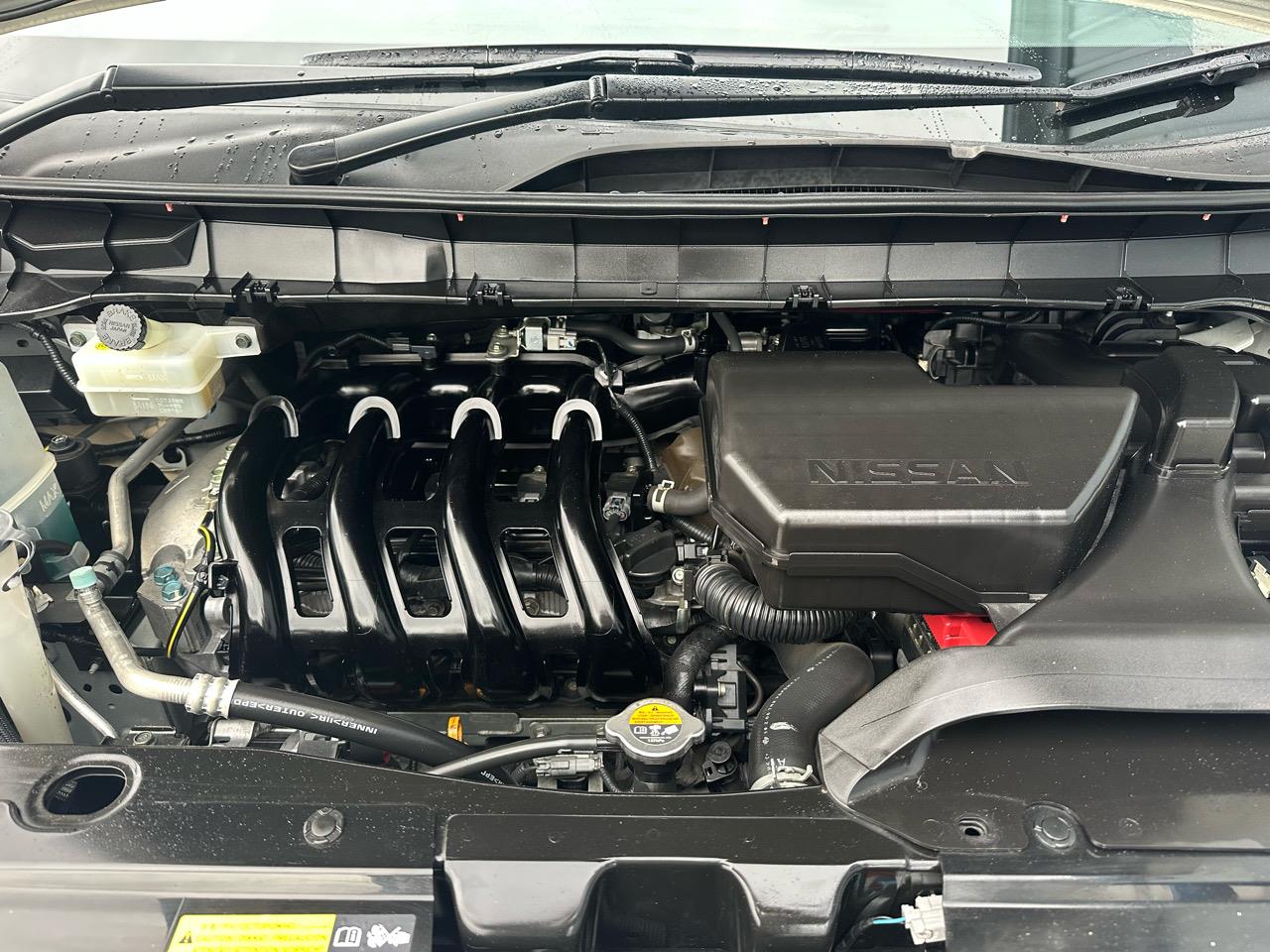 2017 Nissan SERENA