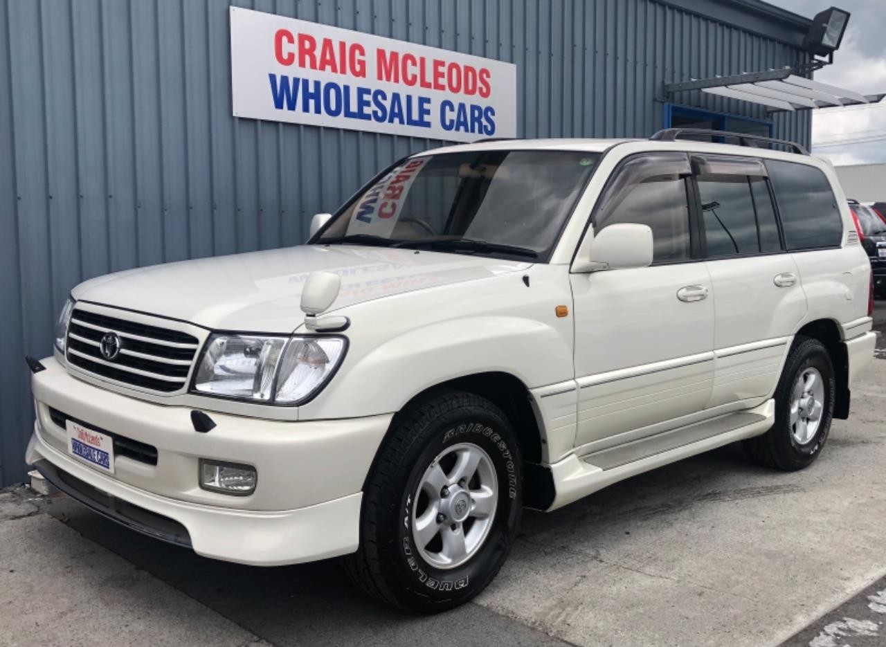 2001 Toyota LANDCRUISER