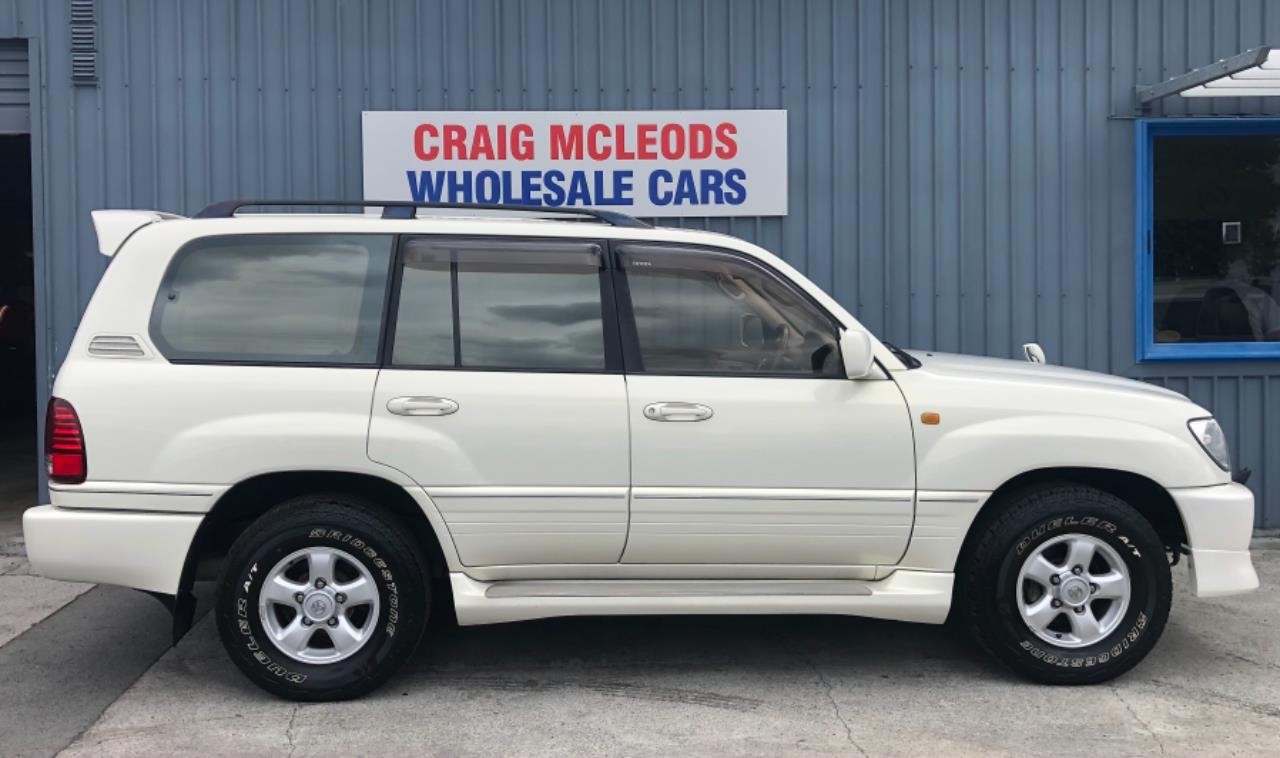2001 Toyota LANDCRUISER