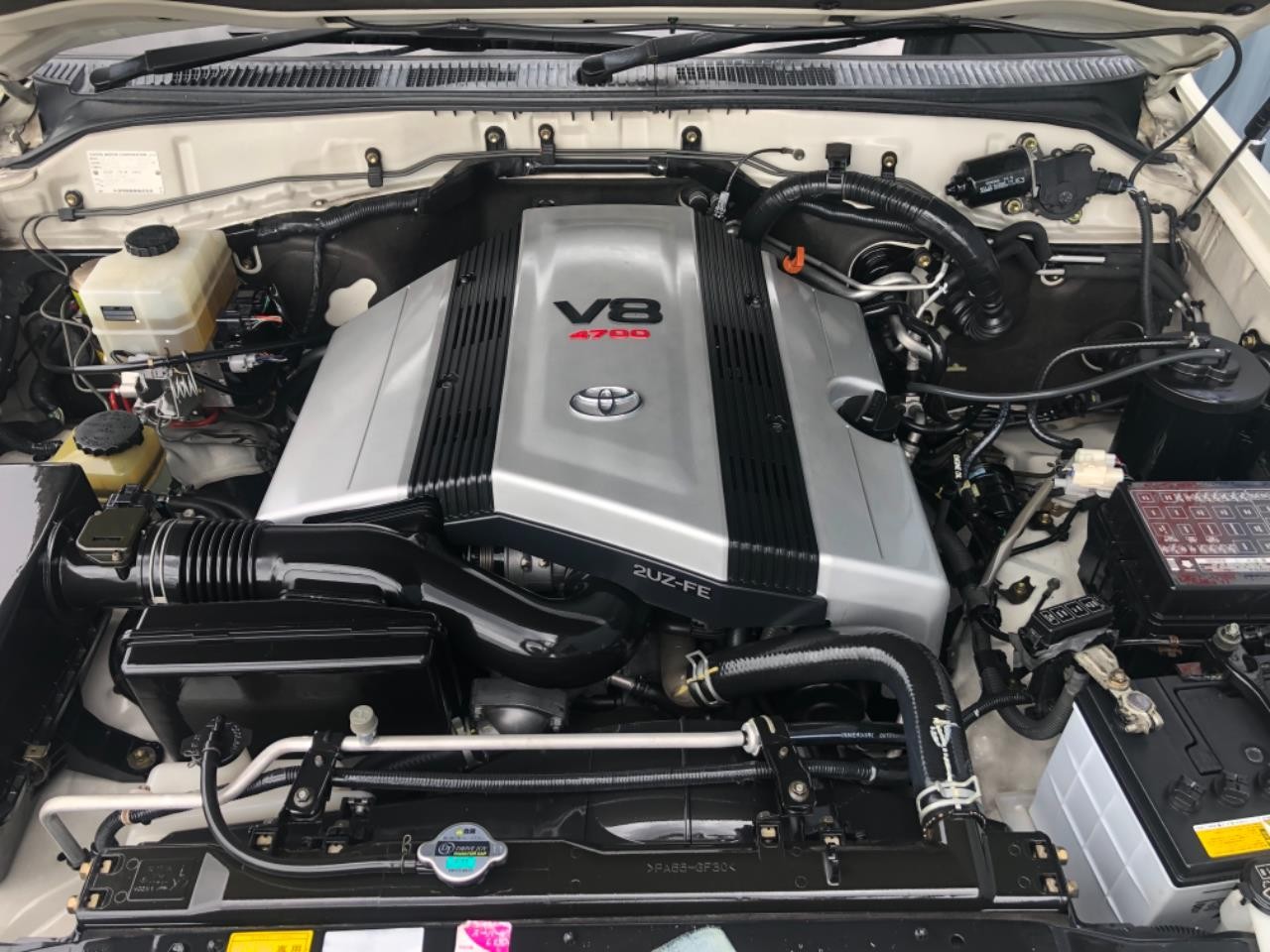 2001 Toyota LANDCRUISER