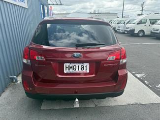 2014 Subaru Outback - Thumbnail