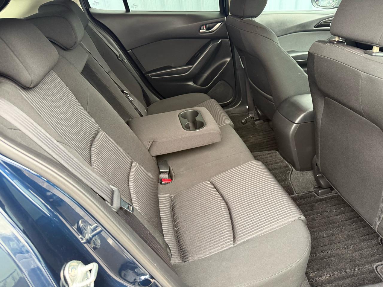 2014 Mazda Axela