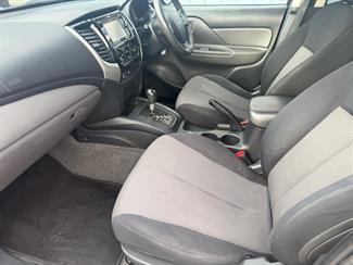 2017 Mitsubishi Triton - Thumbnail