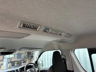 2019 Toyota HIACE - Thumbnail