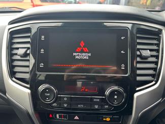 2020 Mitsubishi Triton - Thumbnail