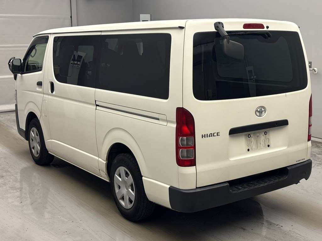 2021 Toyota HIACE