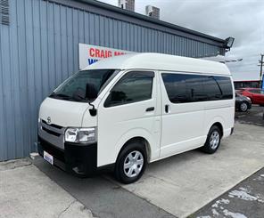 2018 Toyota HIACE - Thumbnail