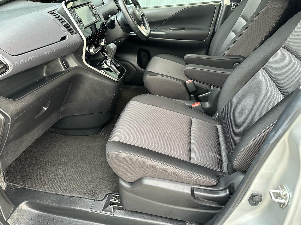 2020 Nissan SERENA