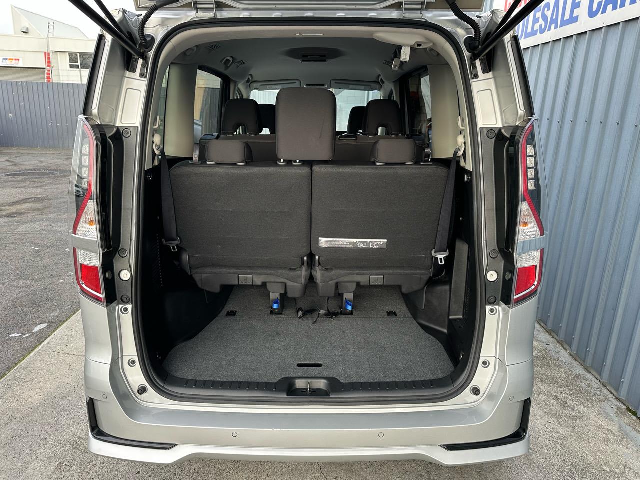 2020 Nissan SERENA