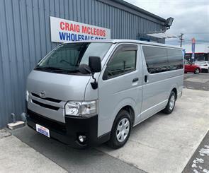 2018 Toyota HIACE - Thumbnail