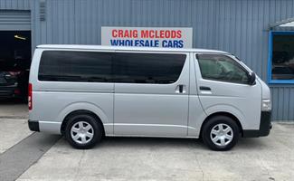 2018 Toyota HIACE - Thumbnail