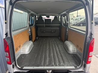 2019 Toyota HIACE - Thumbnail