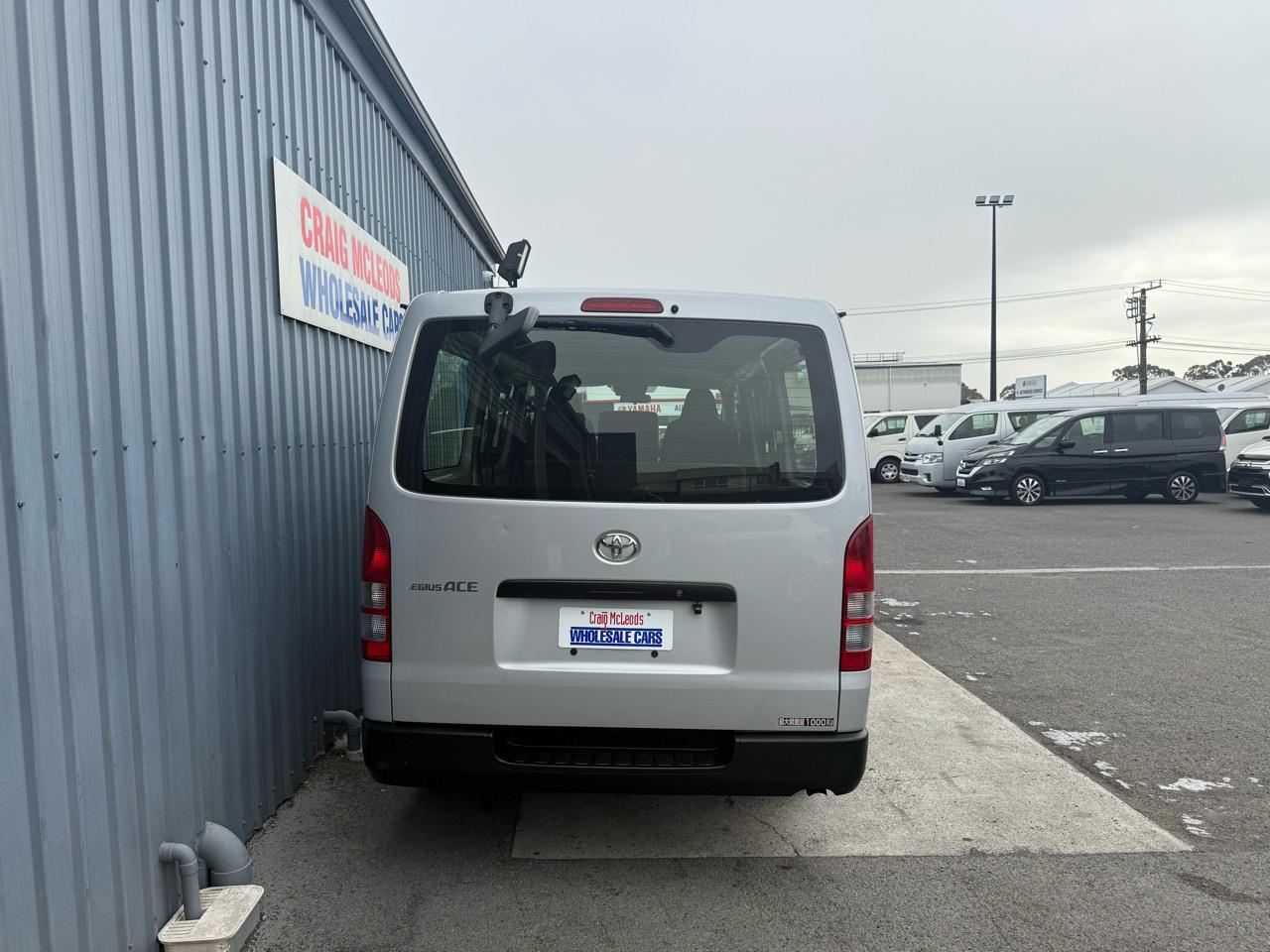 2019 Toyota HIACE