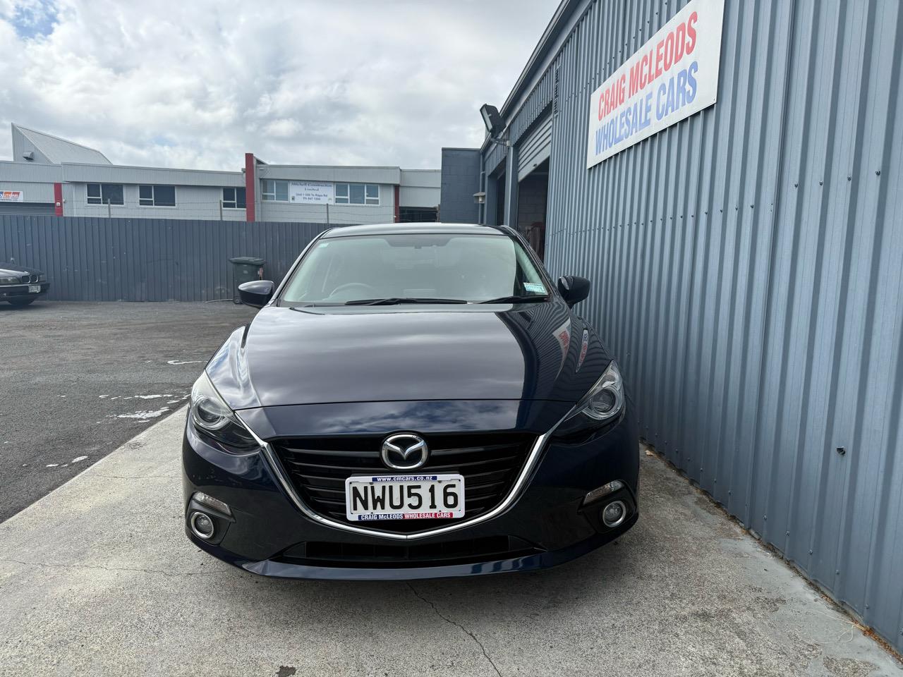 2014 Mazda Axela