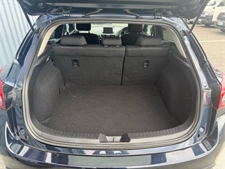 2014 Mazda Axela - Thumbnail