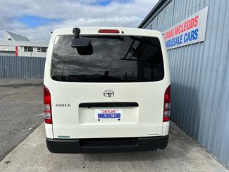 2022 Toyota HIACE - Thumbnail