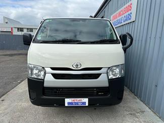 2022 Toyota HIACE - Thumbnail