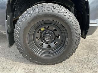 2023 Mitsubishi Triton - Thumbnail