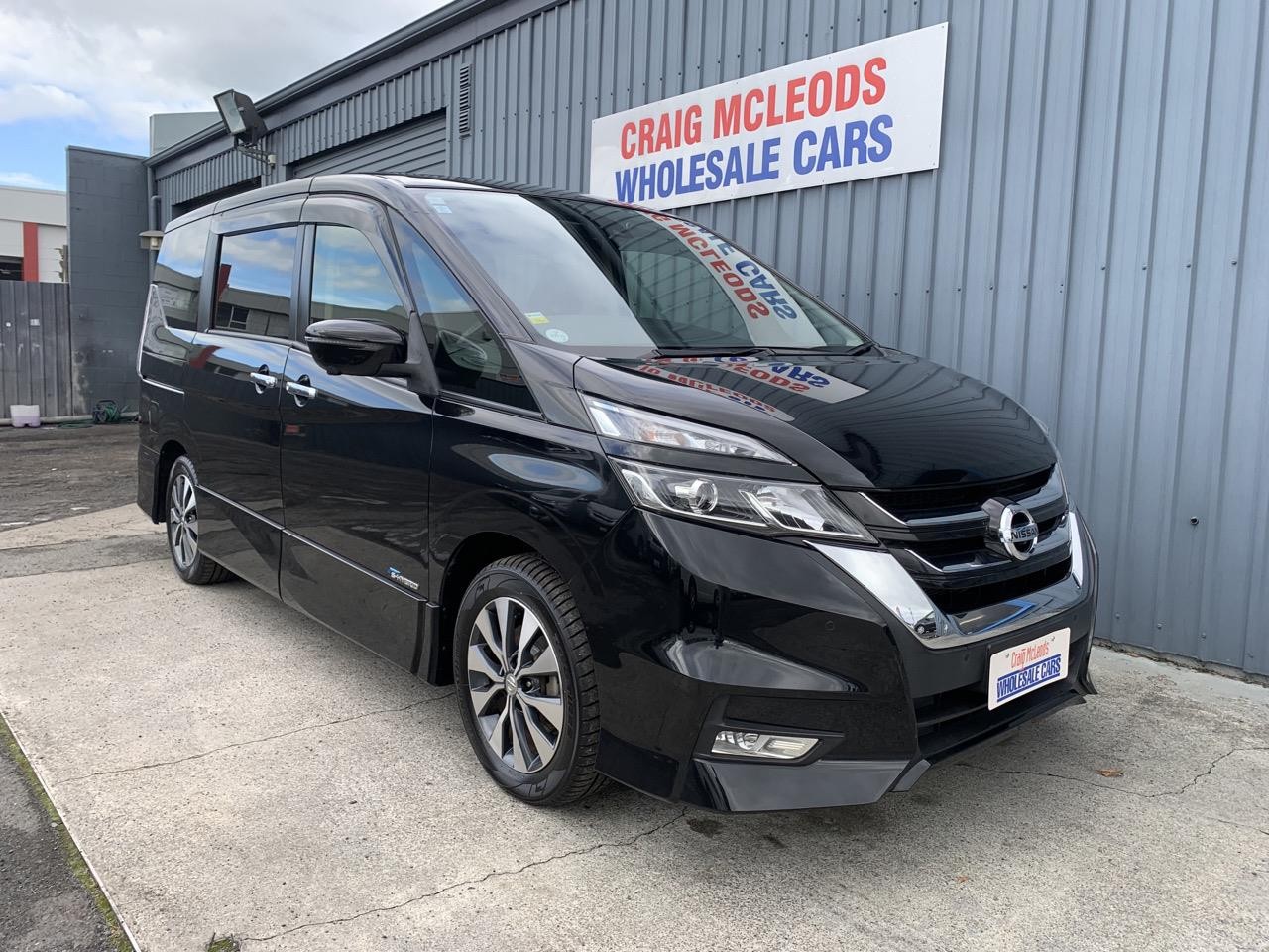 2017 Nissan SERENA