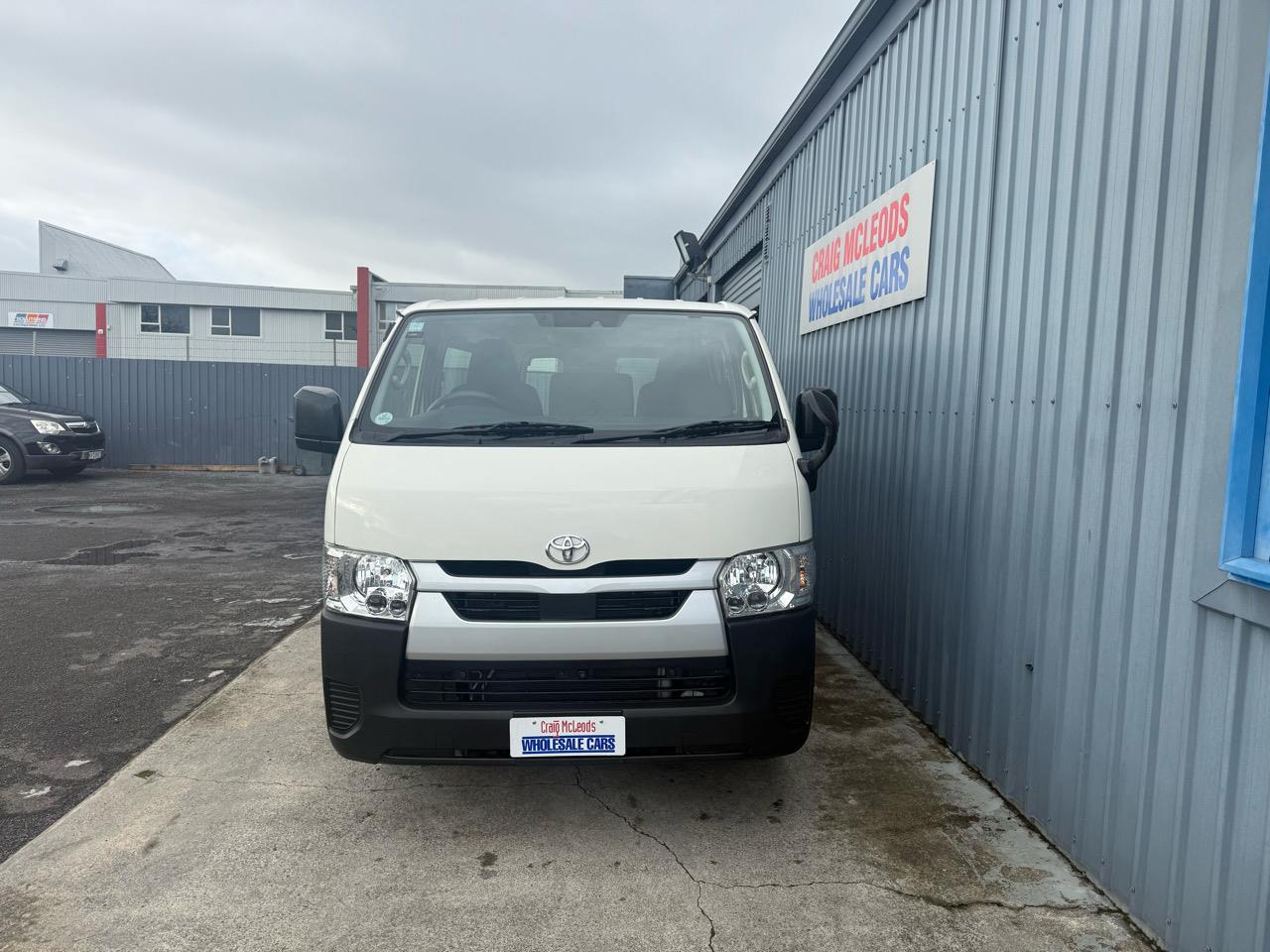 2022 Toyota HIACE
