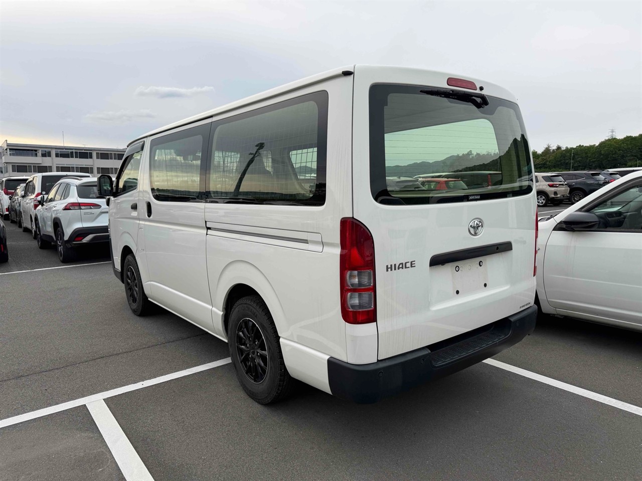 2022 Toyota HIACE