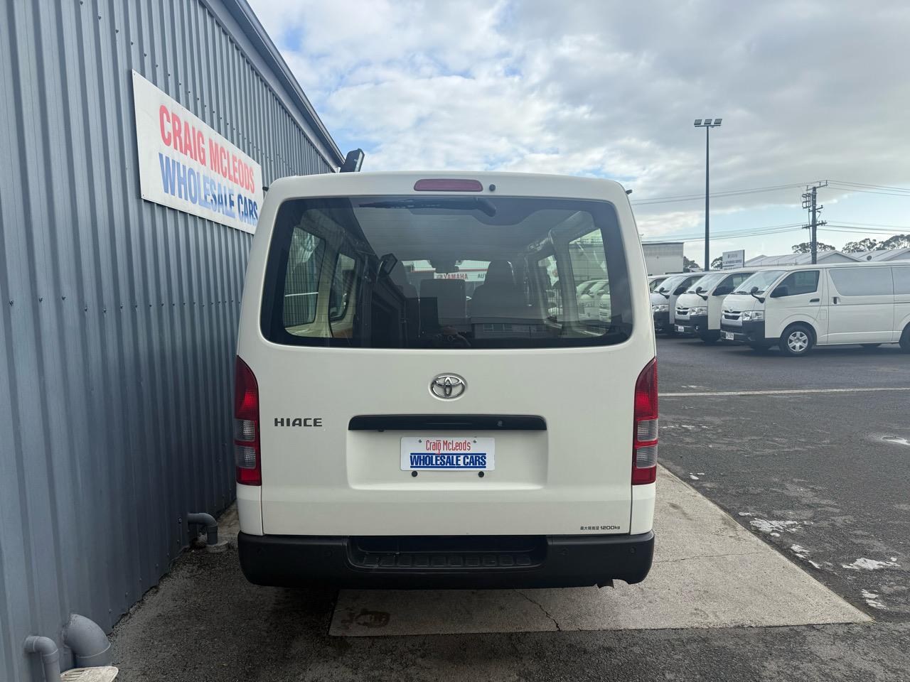 2022 Toyota HIACE