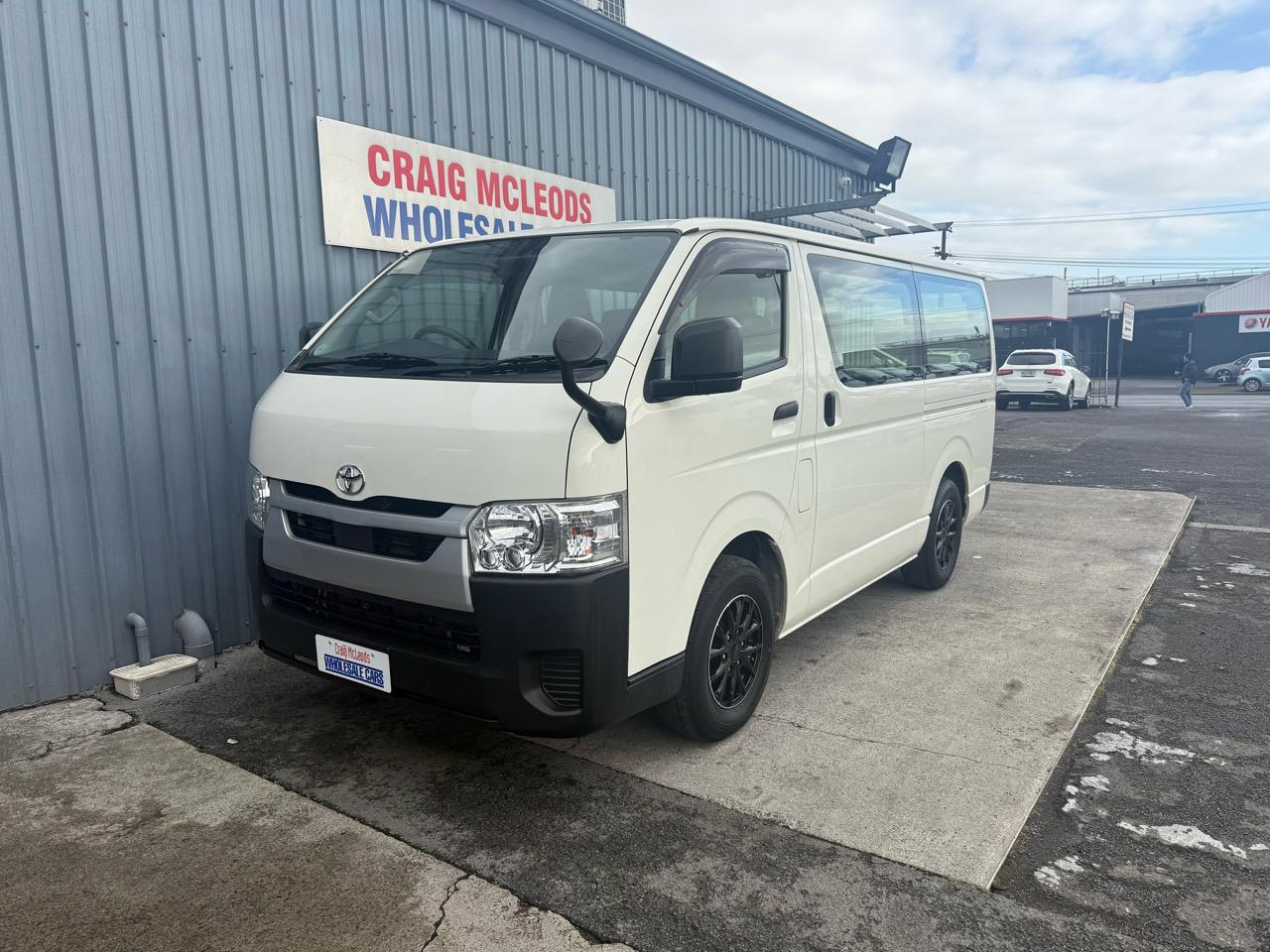 2022 Toyota HIACE
