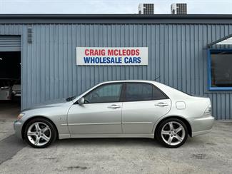 1999 Toyota Altezza - Thumbnail