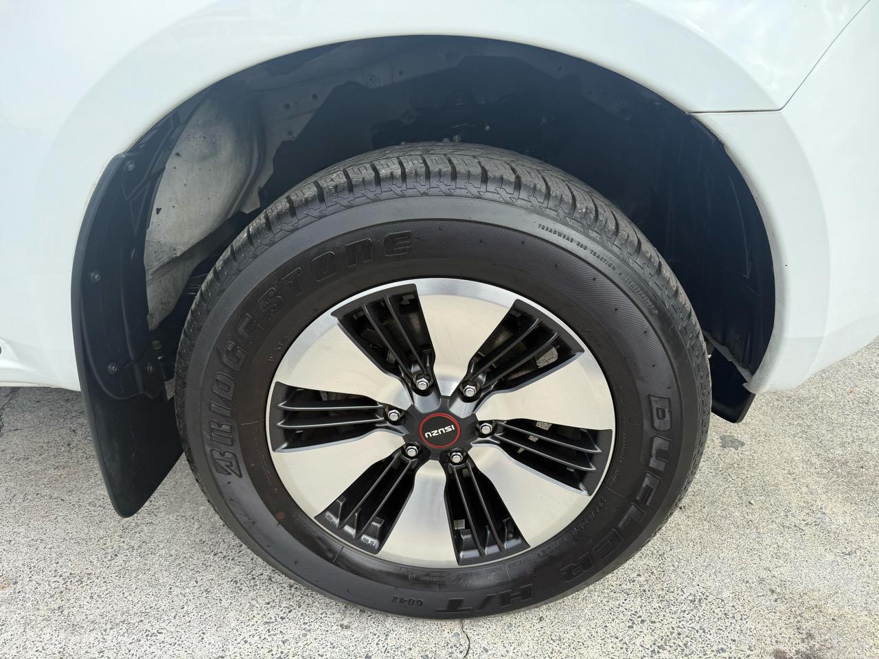 2021 ISUZU D-Max