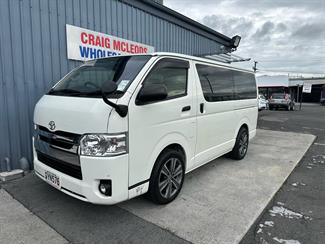 2018 Toyota HIACE - Thumbnail