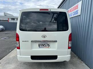 2018 Toyota HIACE - Thumbnail