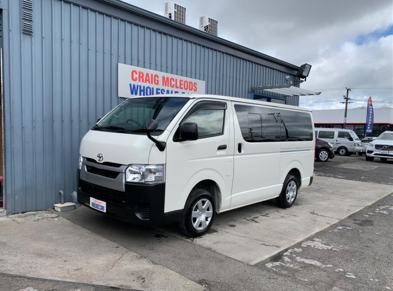 2022 Toyota HIACE