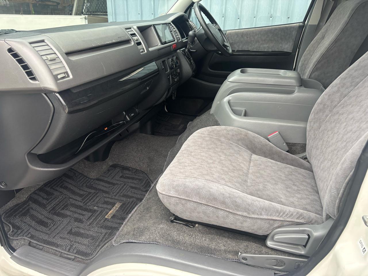 2007 Toyota HIACE