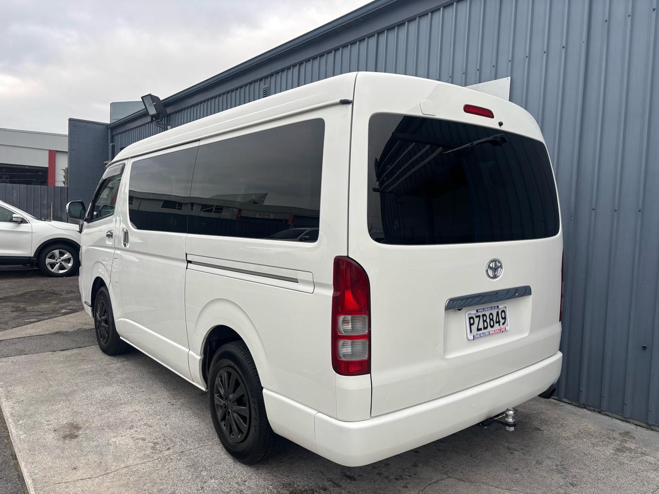 2007 Toyota HIACE