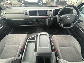 2007 Toyota HIACE - Thumbnail