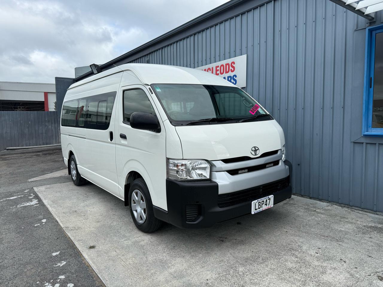 2017 Toyota HIACE