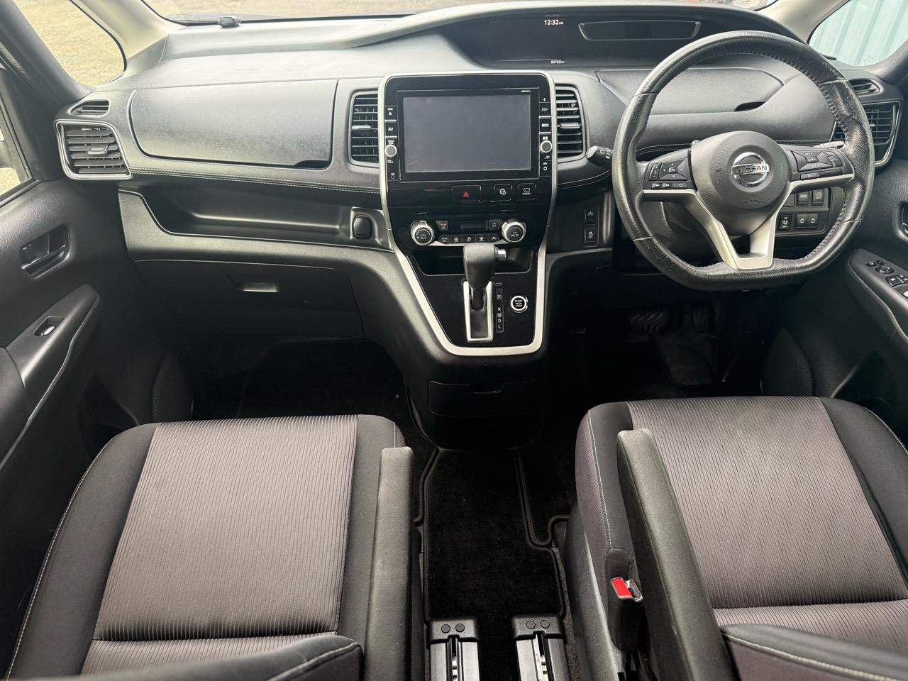 2017 Nissan SERENA