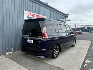 2017 Nissan SERENA - Thumbnail