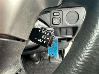 2017 Toyota HIACE - Thumbnail