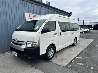 2017 Toyota HIACE - Thumbnail