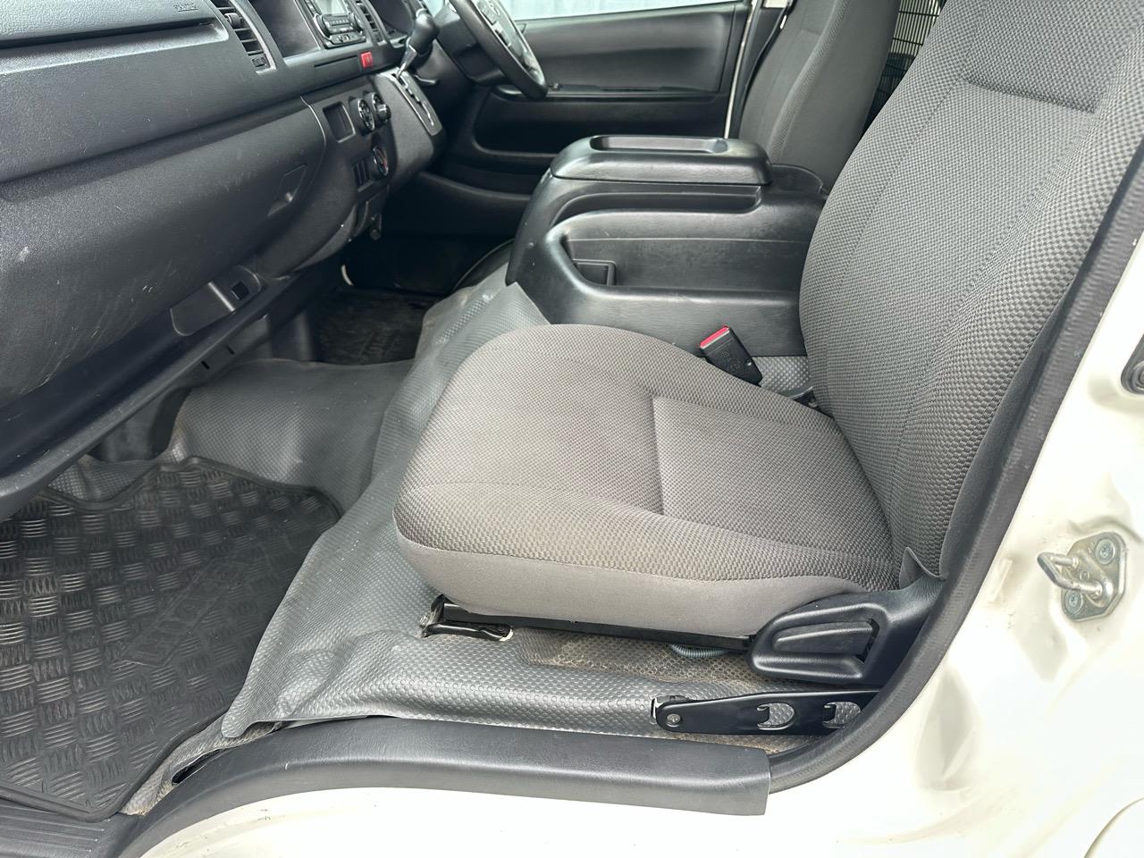 2017 Toyota HIACE