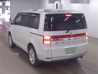 2016 Mitsubishi DELICA - Thumbnail