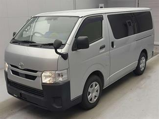 2021 Toyota HIACE - Thumbnail