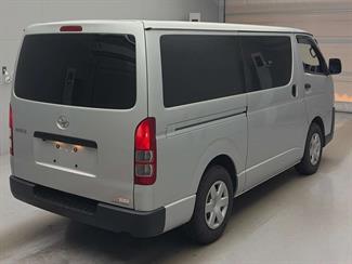 2021 Toyota HIACE - Thumbnail