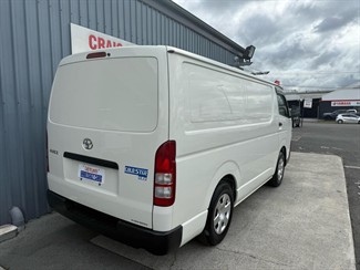 2019 Toyota HIACE - Thumbnail