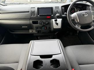 2023 Toyota HIACE - Thumbnail