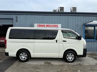 2023 Toyota HIACE - Thumbnail
