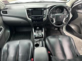 2018 Mitsubishi Triton - Thumbnail